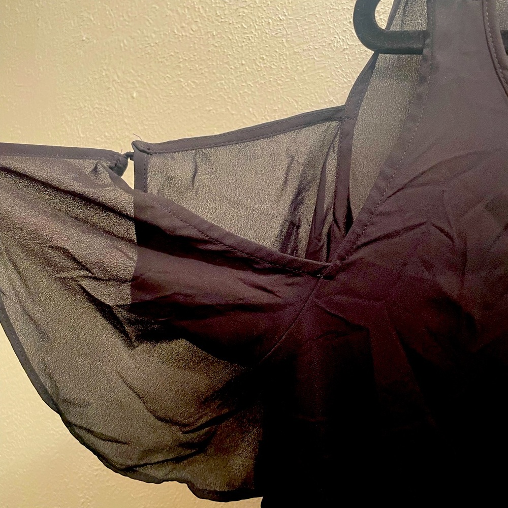 Black shirt size medium
